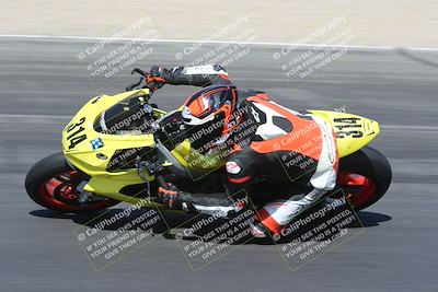 media/Apr-18-2025-CVMA Friday Practice (Fri) [[88baa45499]]/Racer 3/Session 3 (Turn 6 Inside)/